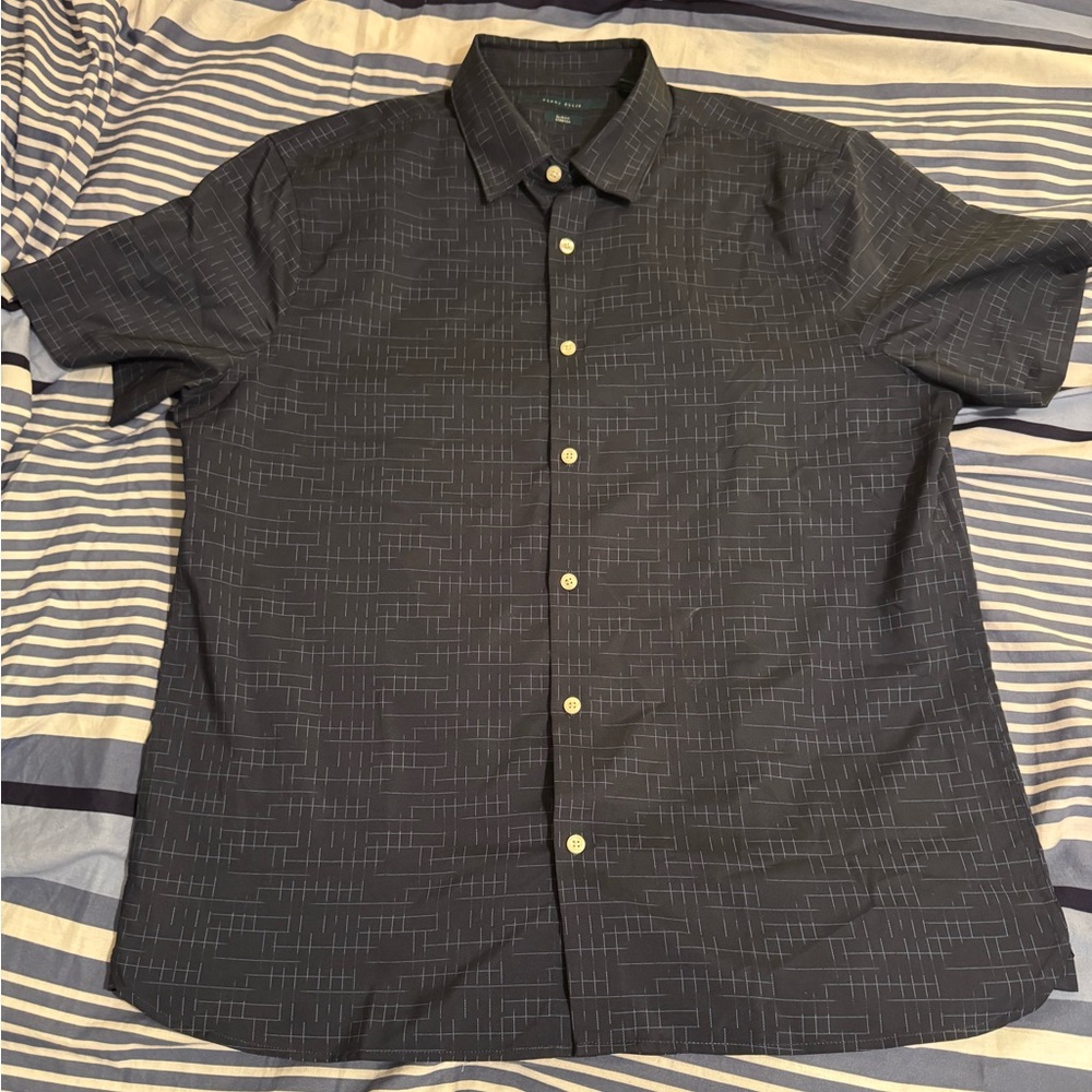 Perry Ellis, short sleeve button-down dress shirt